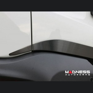 Jeep Renegade Lower Tailgate Trim - Black Brushed